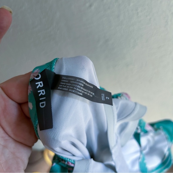 Torrid Underwire Push-Up Peplum One Piece Swimsuit Dress Agua Teal Floral Sz 2 - Picture 7 of 8